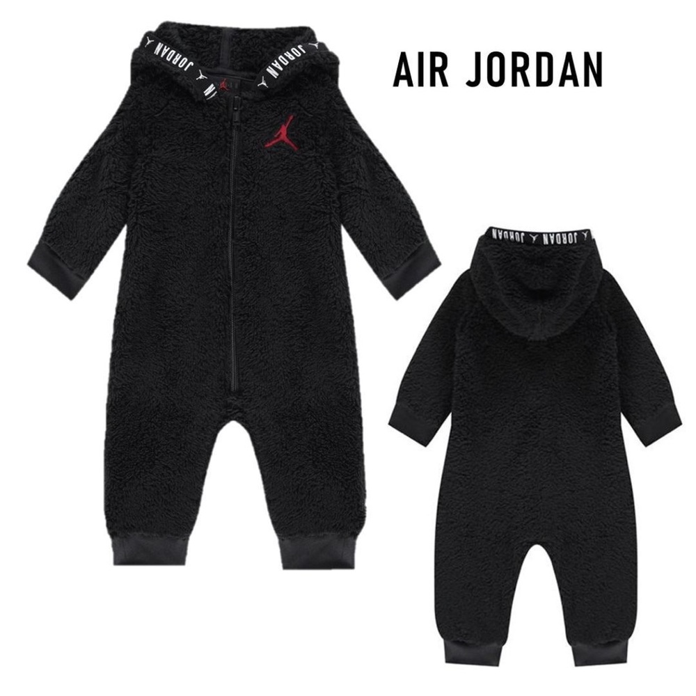 Jordan Baby Faux-Sherpa Hooded Coverall black with red logo size 9M zip